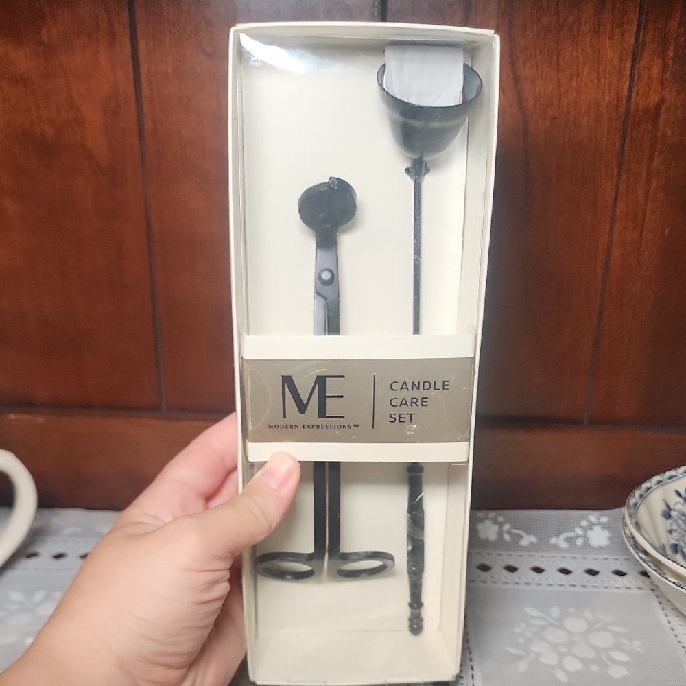Expressions Black Candle Care Set